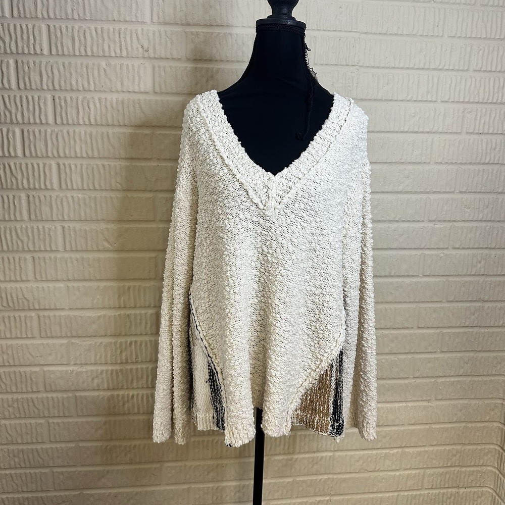 Pol Oversized Boucle V Neck Sweater Sz‎ S Cream Textured Tight Knit Relaxed Fit